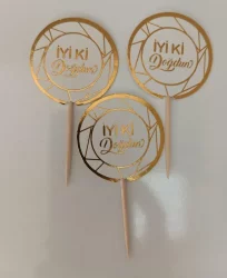 Pasta Kürdanı – İyi Ki Doğdun Temalı, Gold Yaldızlı Beyaz 